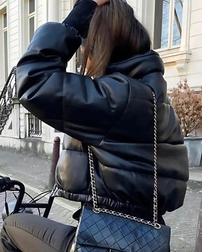 Jaqueta Lazarelle de Couro com Modelagem Puff e Algodão