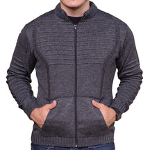Cardigan Masculino em Tricot com Zíper Frontal e Bolsos
